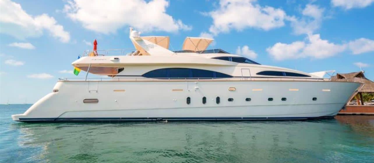 105ft Azimut